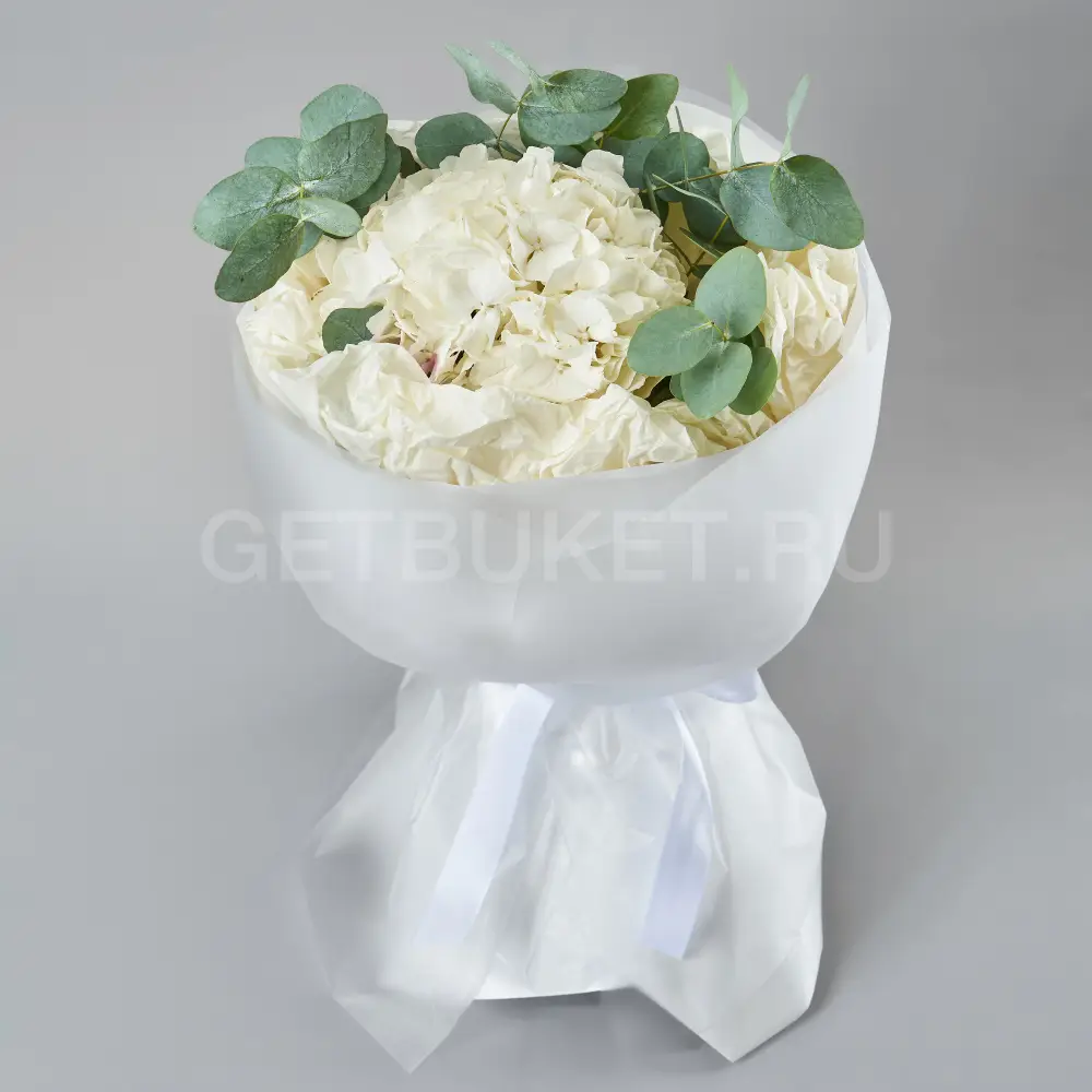 219725 Букет из белой гортензии с эвкалиптом 