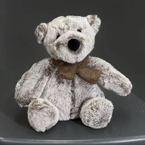 Мишка Релана в коричневом шарфике