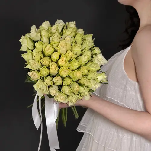 Букет из 51 белой кенийской розы